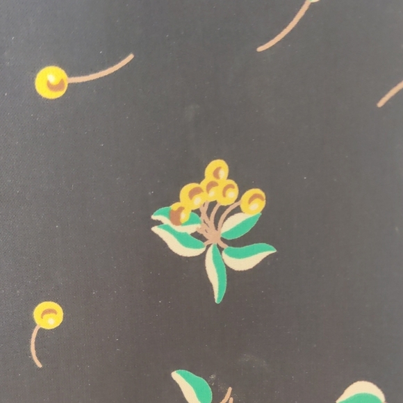 Floral Print Black Sleeveless Top - Picture 4 of 4